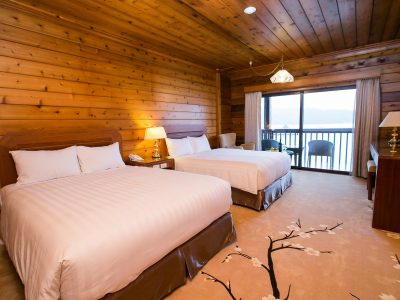 力麗日月潭-哲園會館-豪華湖景四人房